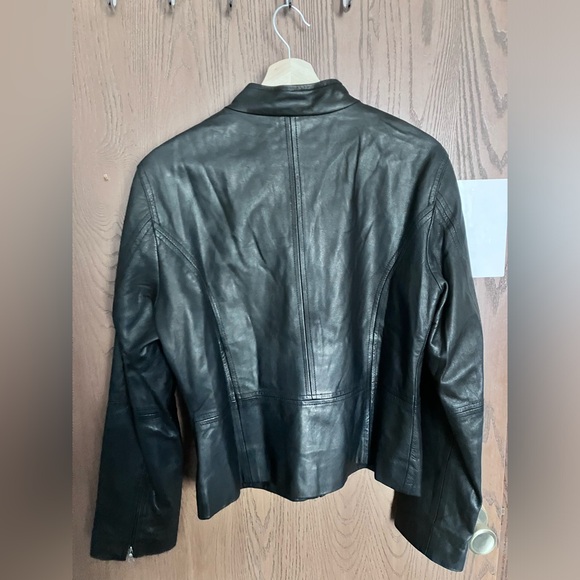 Tahari lambskin leather moto jacket size M - Picture 3 of 10